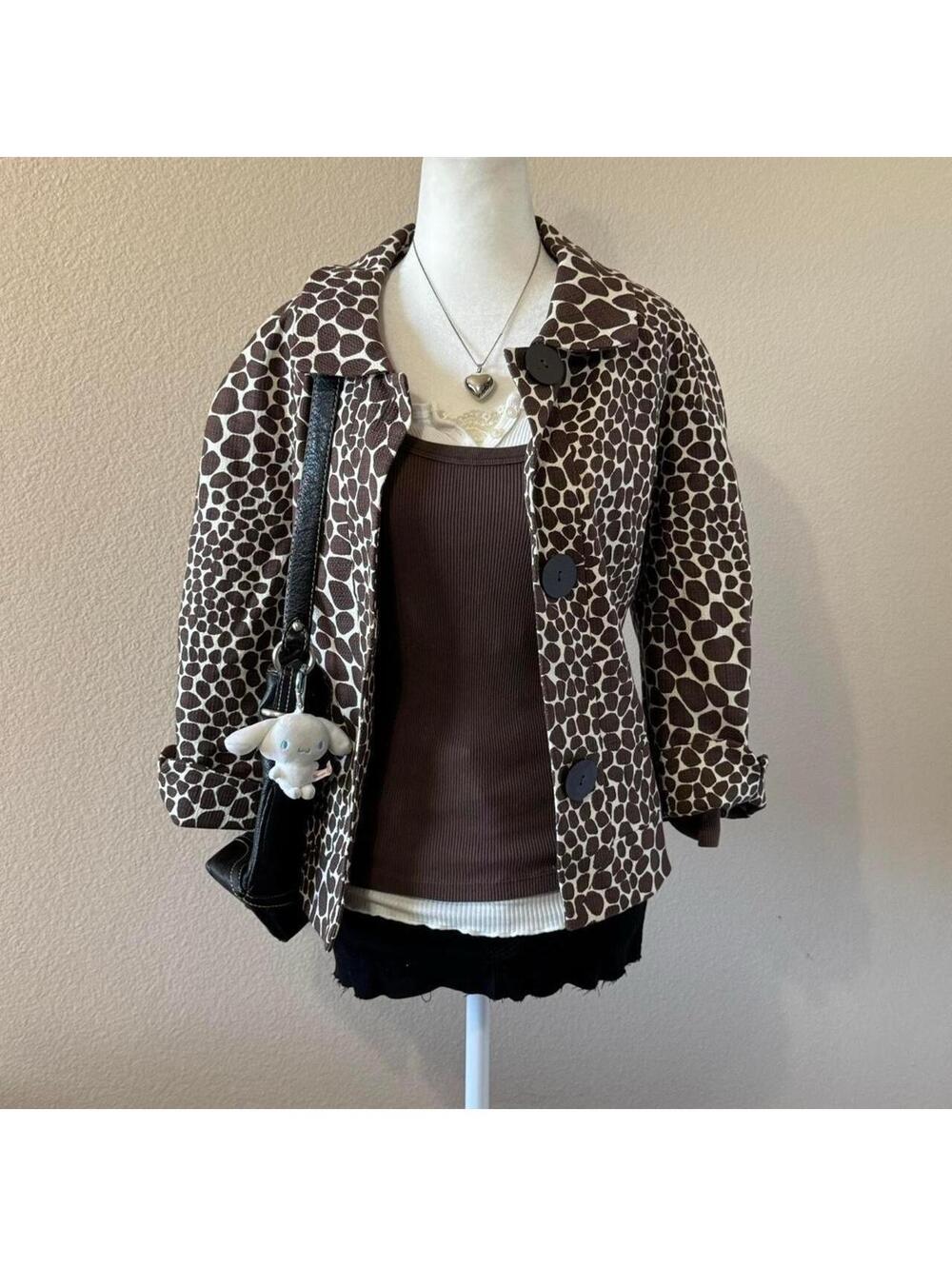 ੈ✩‧₊˚y2k brown animal print scandi style button up jacket